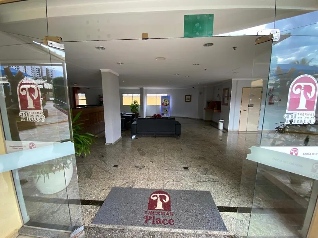 Apartment Flats Proximo Ao Shopping Singapura - Pode Descer Com Bebidas Para O Park Aquatico 1410 Caldas Novas